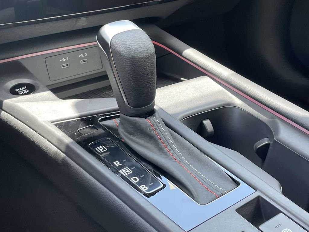 New 2026 Energetic Ember / Super Black Two-tone Nissan SR image 29