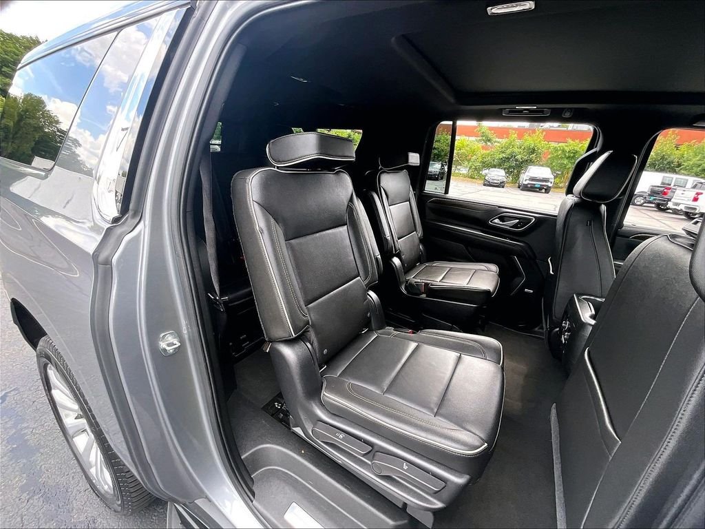 Used 2021 Gray Chevrolet Premier image 15