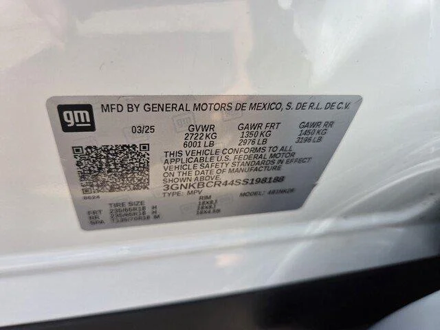 Used 2025 Summit White Chevrolet LT image 35