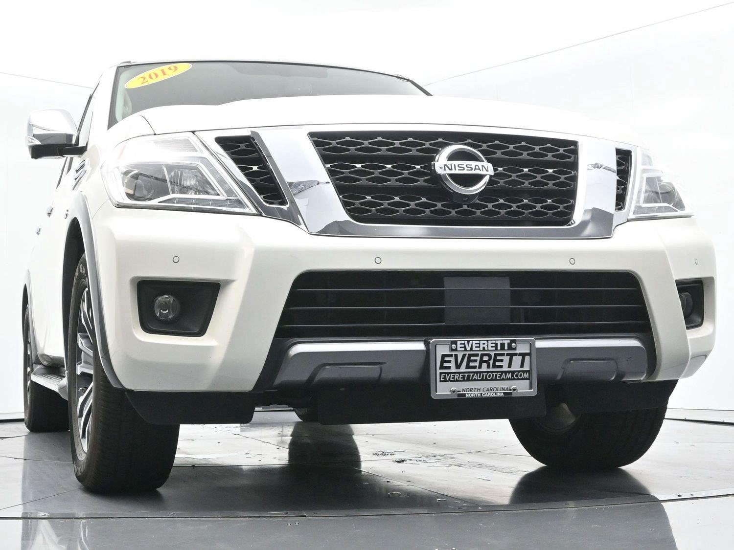 Used 2019 Pearl White Tricoat Nissan SL image 56