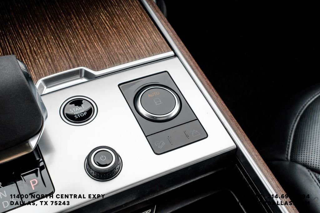 Used 2023 Eiger Gray Metallic Land Rover SE image 27