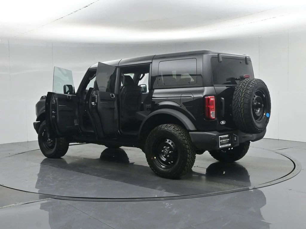 New 2026 Shadow Black Ford Big Bend image 34
