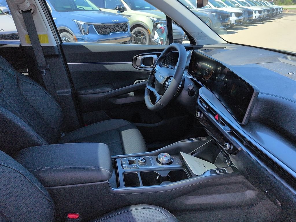 New 2026 Steel Gray Kia EX image 7
