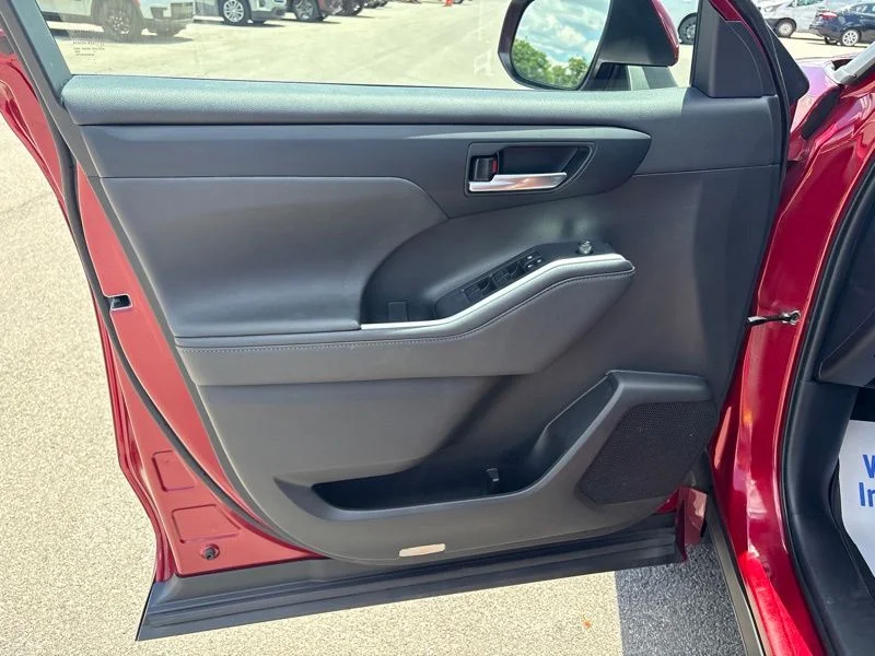 Used 2023 Red Toyota XLE image 22