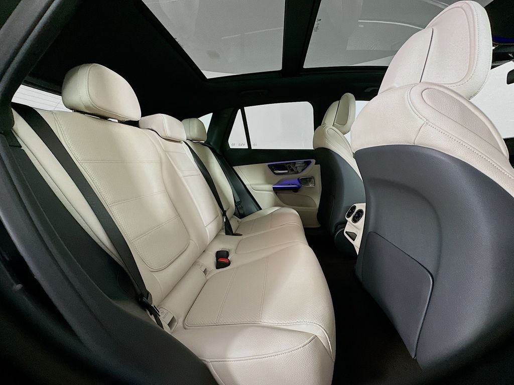 New 2026 Black Mercedes-Benz GLC 300 image 28