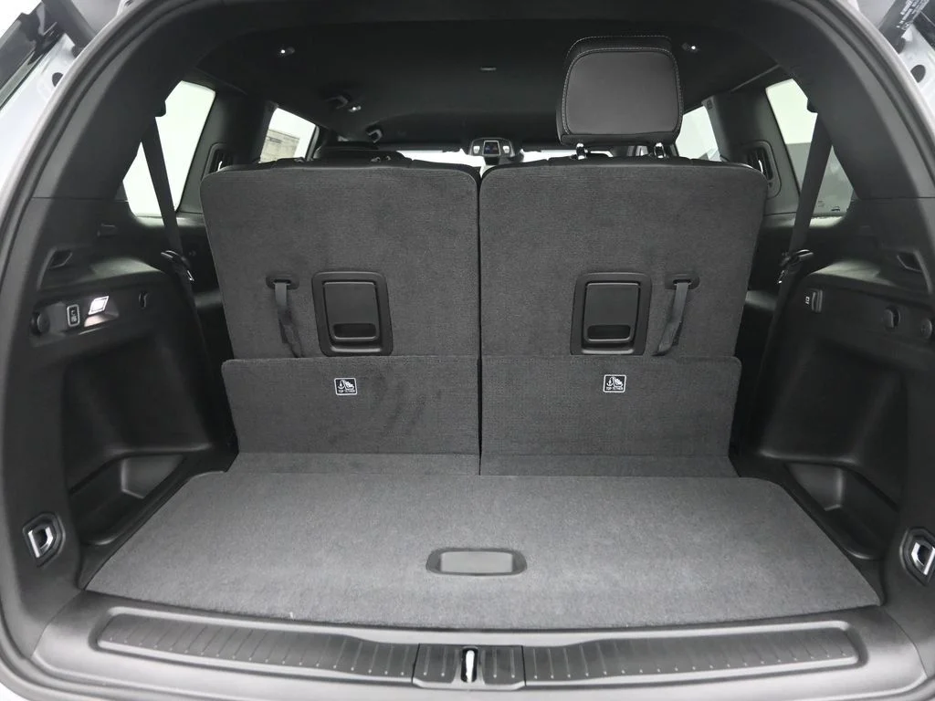 New 2026 Silver Jeep Altitude image 11