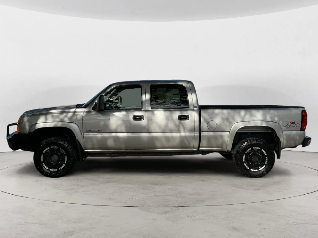 Used 2007 Silver Birch Metallic Chevrolet LT1 image 12