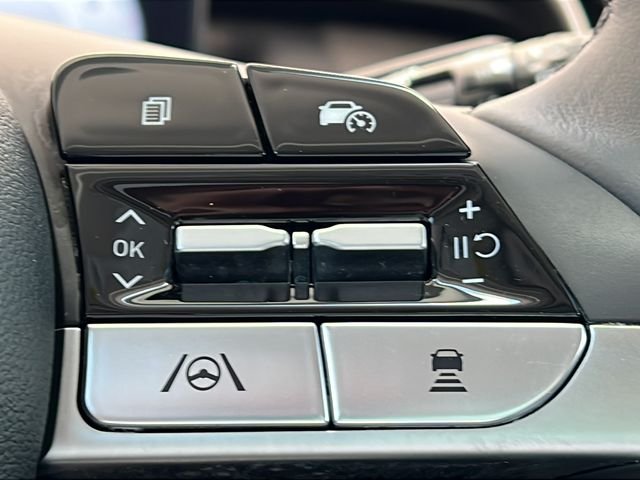 Used 2023 Blue Hyundai SEL image 21