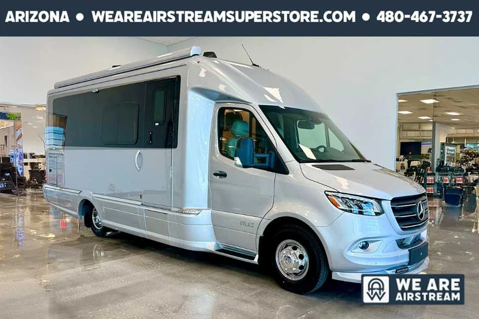 New 2025 Hightech Silver Premium Metallic AIRSTREAM  image 1