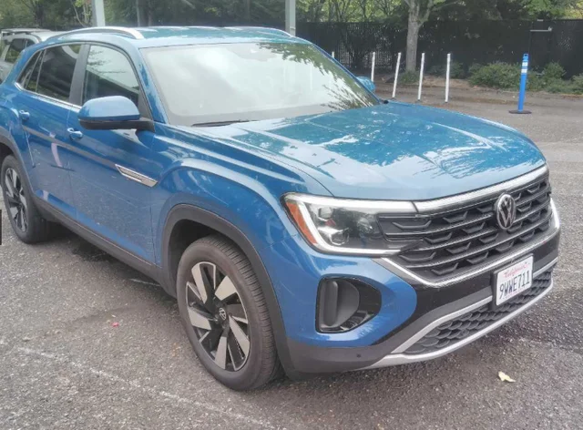 2026 Volkswagen Atlas Cross Sport SE w/Technology