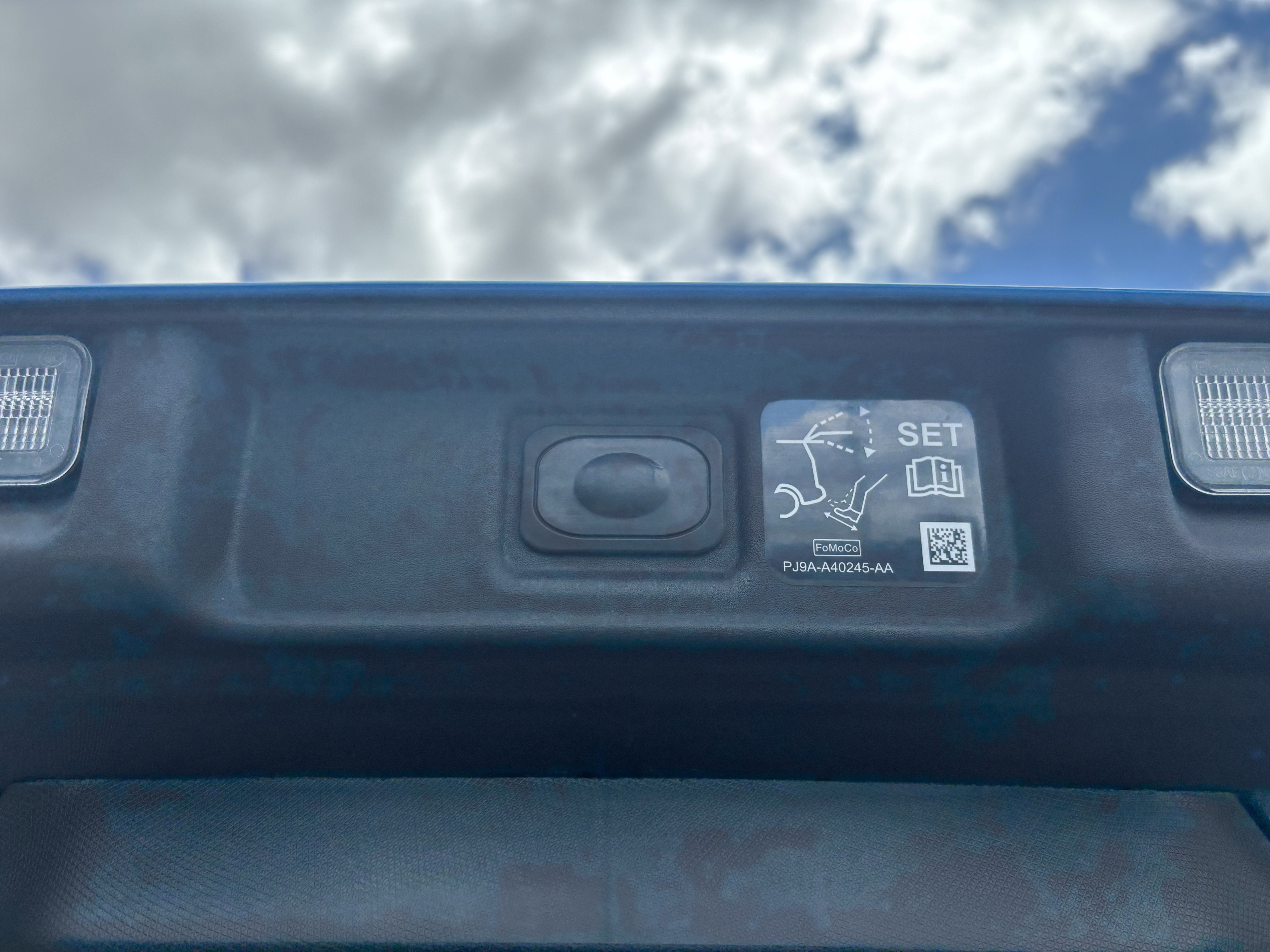 Used 2023 Blue Ford Premium image 30