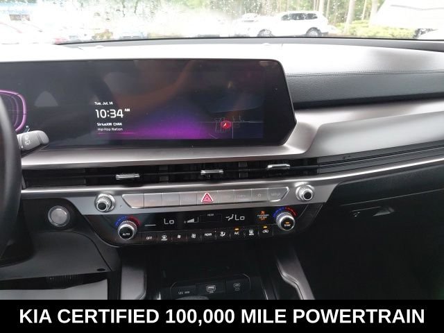 Used 2024 White Kia LX image 12