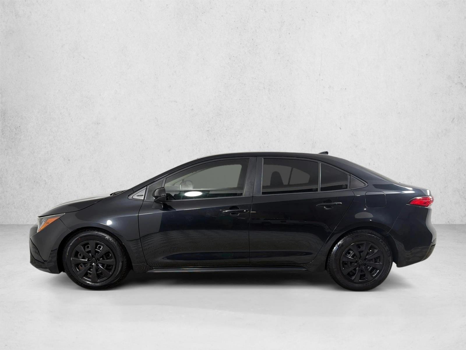 Used 2020 Black Sand Pearl Toyota LE image 6