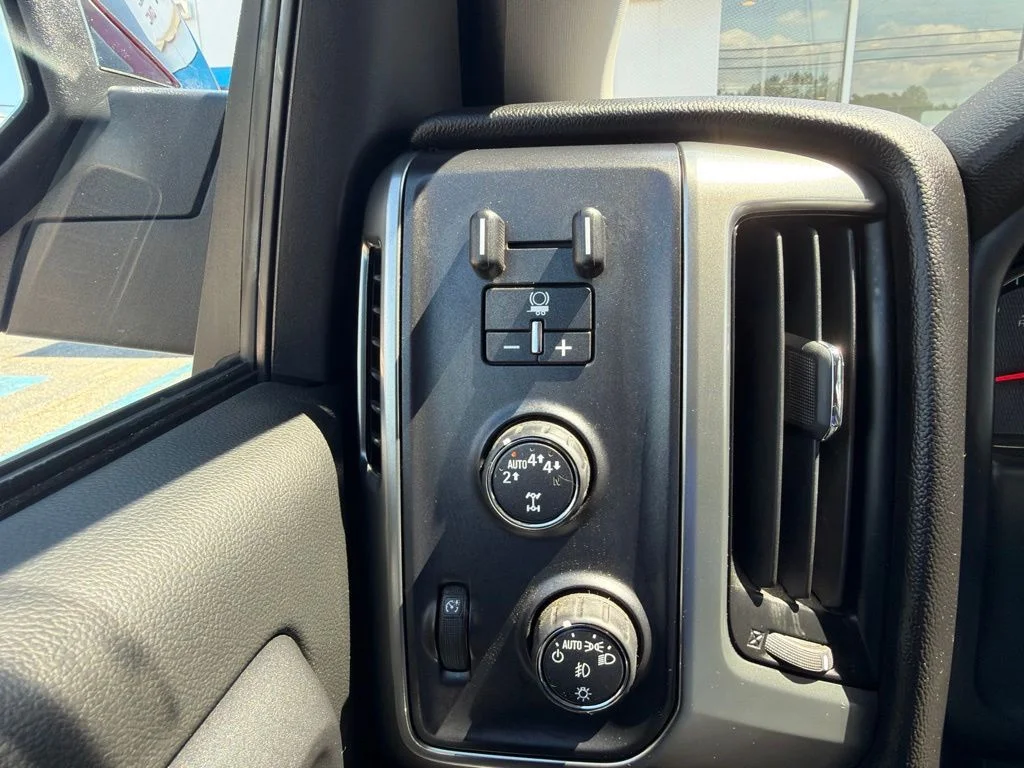 Used 2018 Red Tintcoat Chevrolet LT image 16