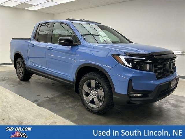 Used 2024 Diffused Sky Pearl Honda TrailSport image 3
