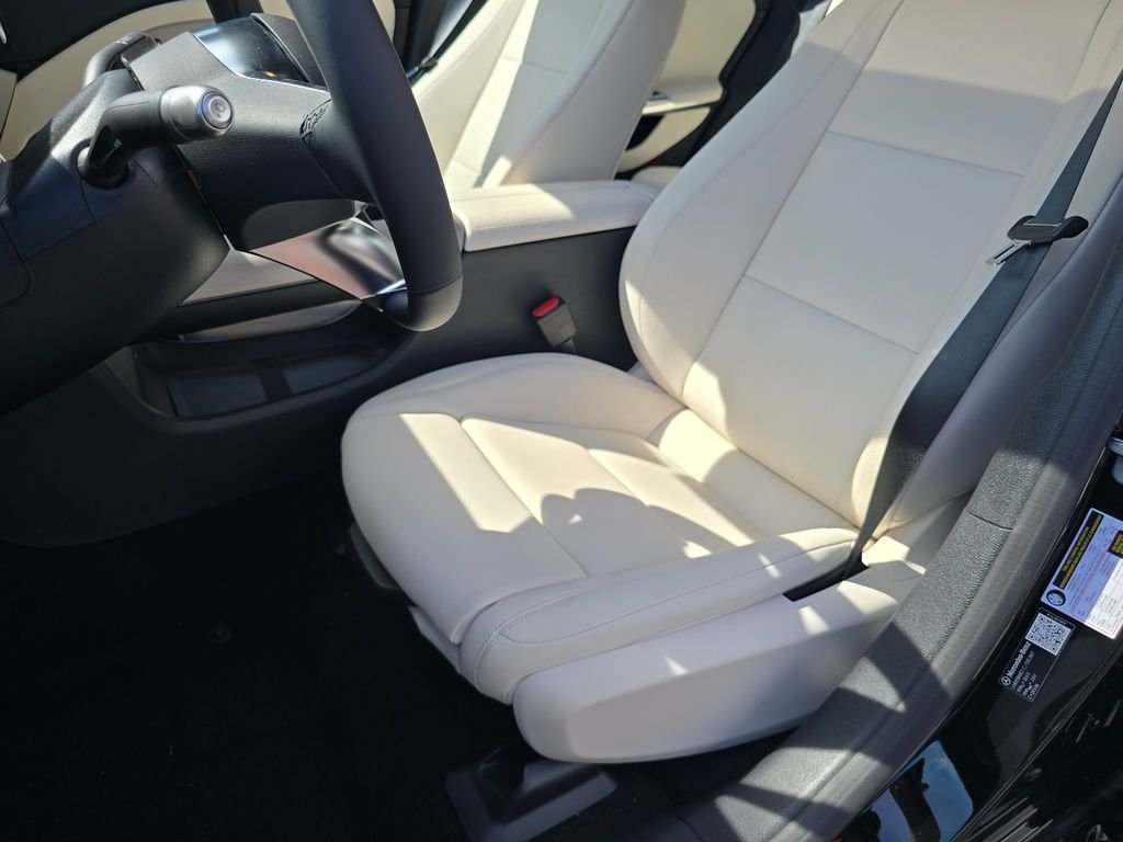 New 2027 Night Black Mercedes-Benz CLA 220 image 28