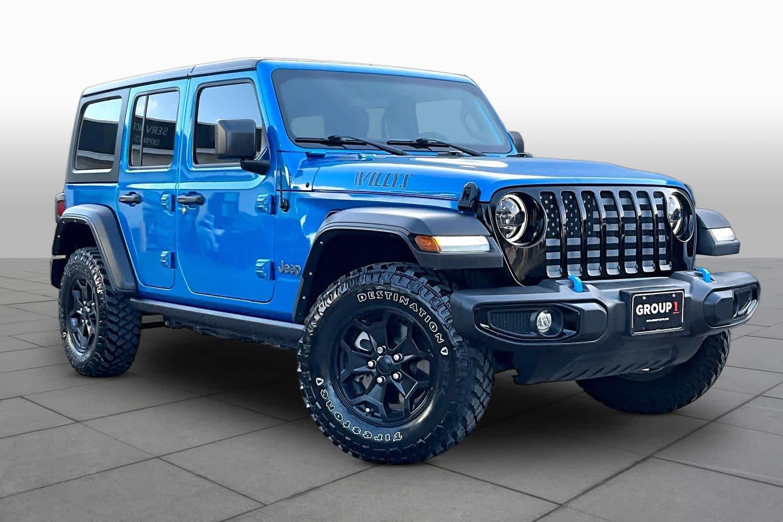 Used 2023 Hydro Blue Pearlcoat Jeep  image 3