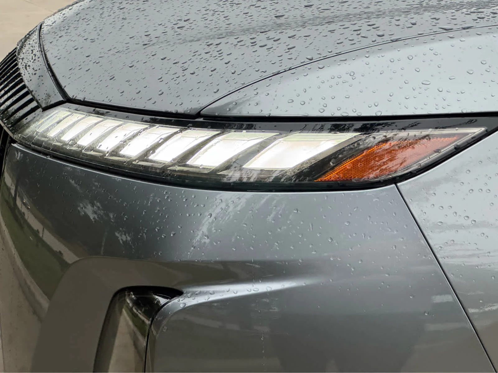 New 2027 DYNAMIC METAL INFINITI Luxe 4WD image 5