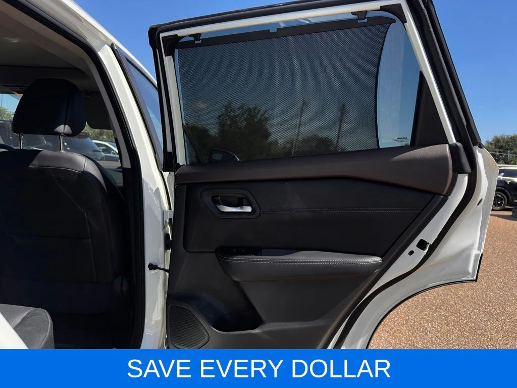 Used 2023 White Nissan SV image 18