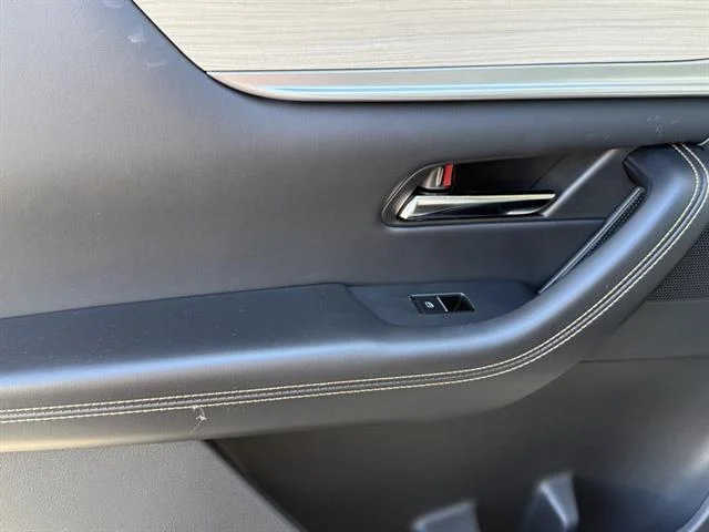 2025 Mazda CX-90 Preferred Package - Photo 26