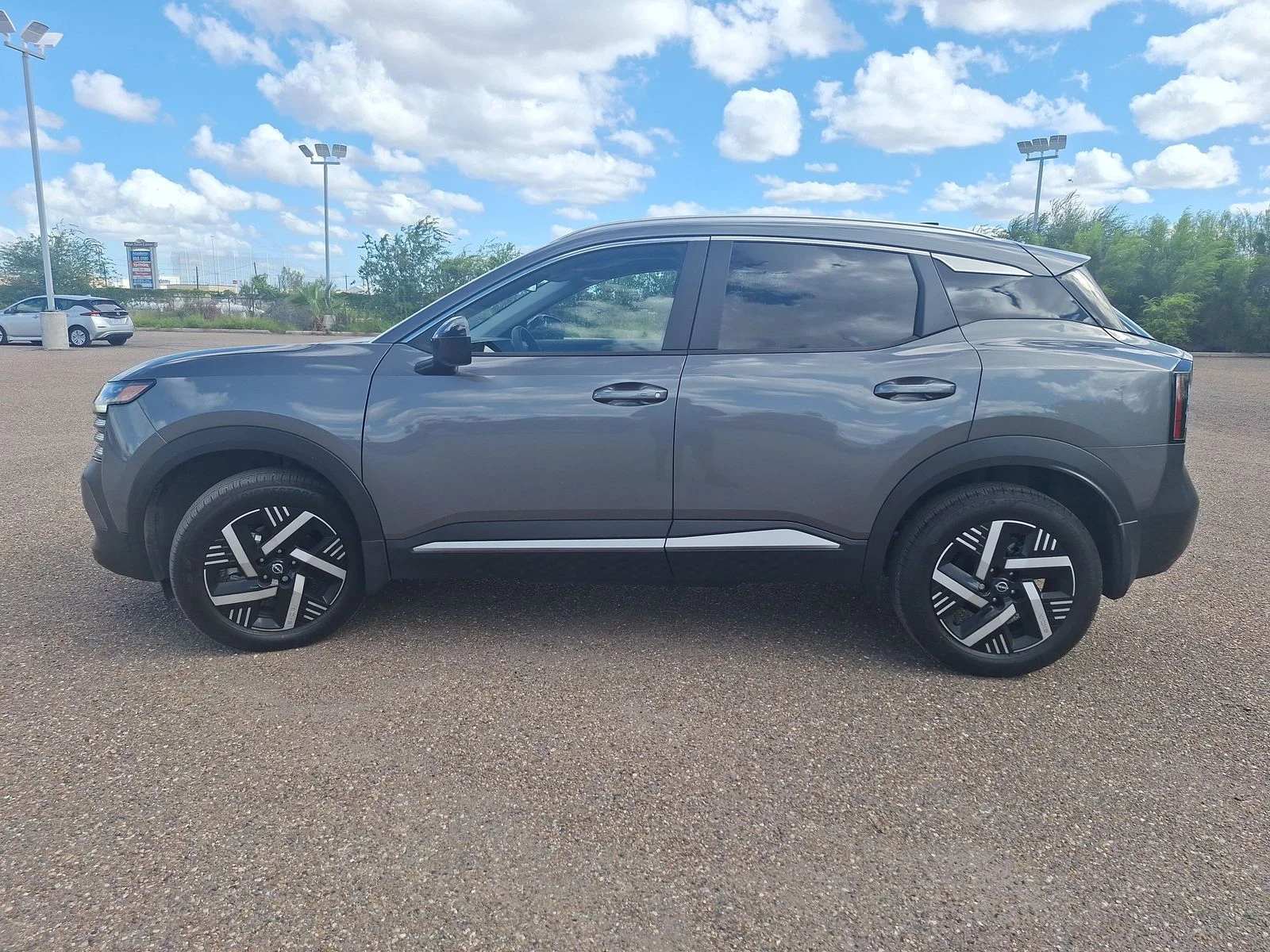 Used 2026 Gray Nissan SV image 4