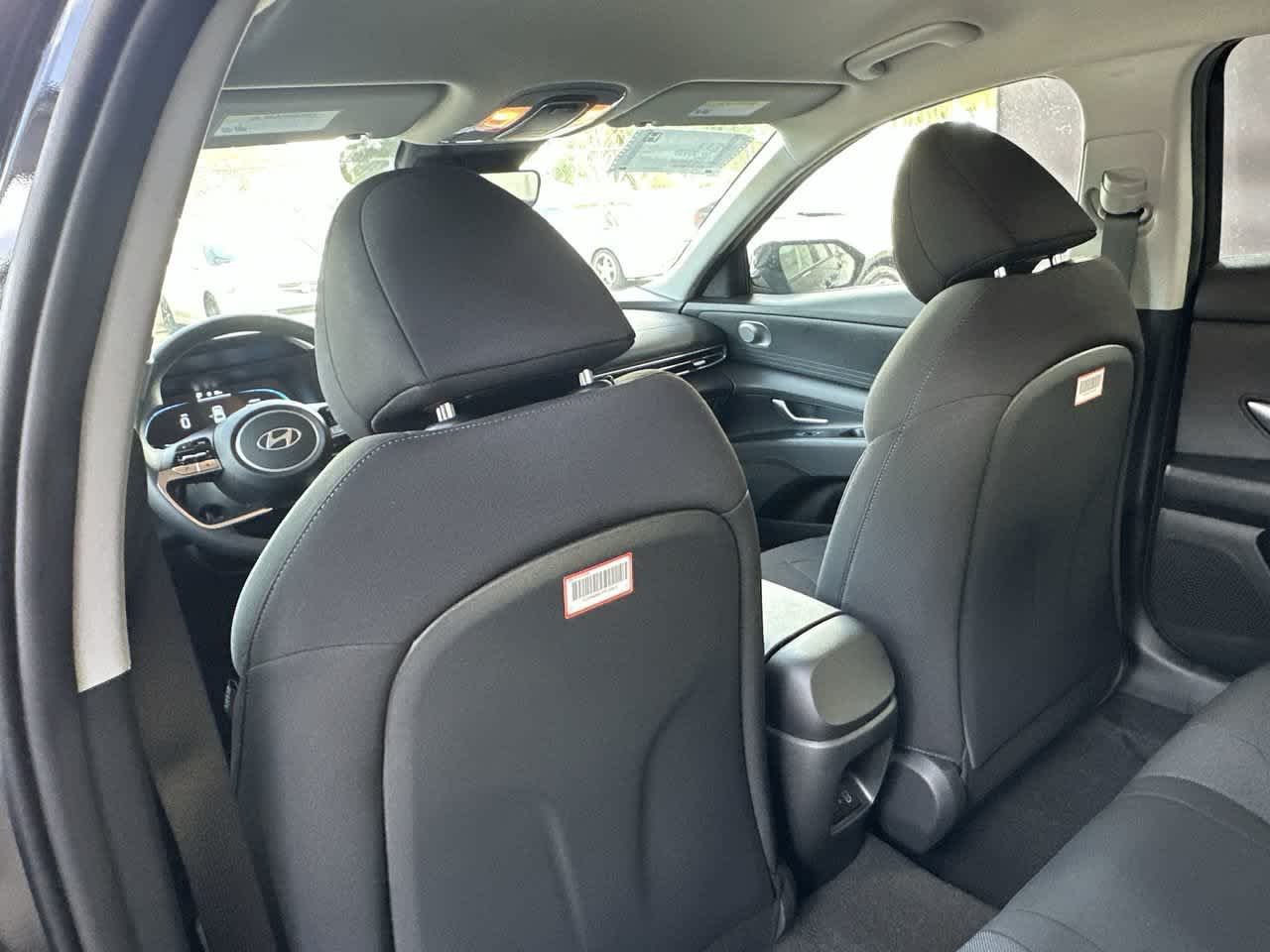 New 2026 Abyss Black Hyundai SE image 23