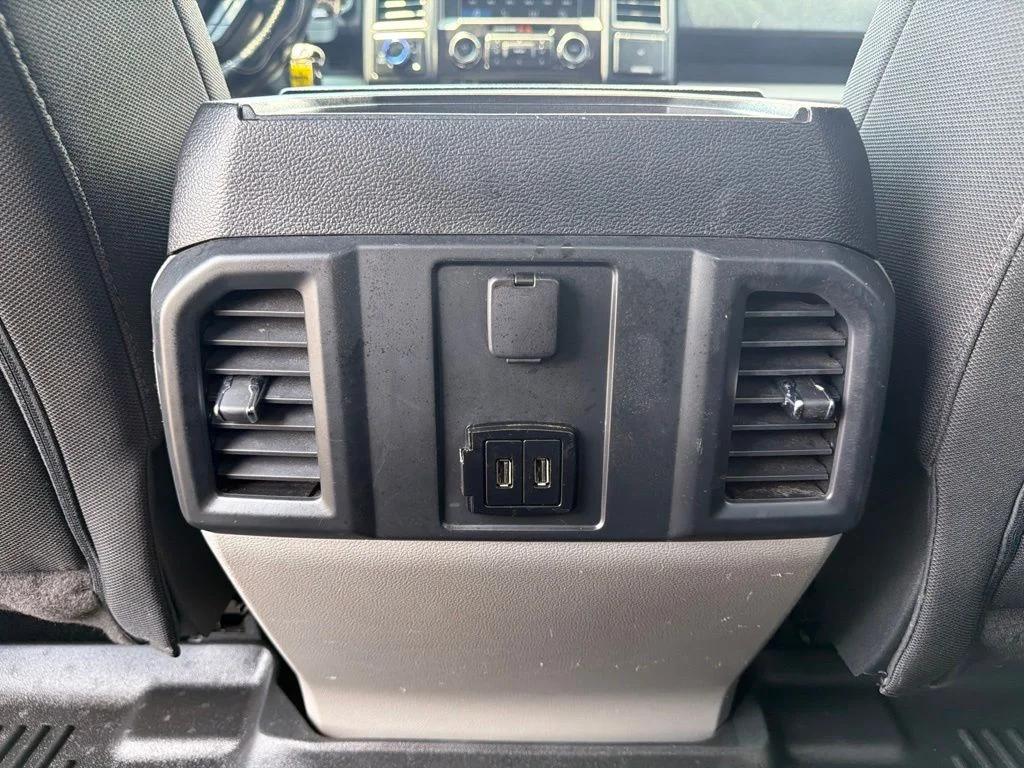 Used 2018 Gray Ford XL image 19