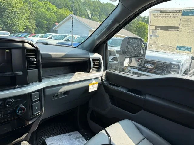 New 2026 Oxford White Ford F-550® XL image 78