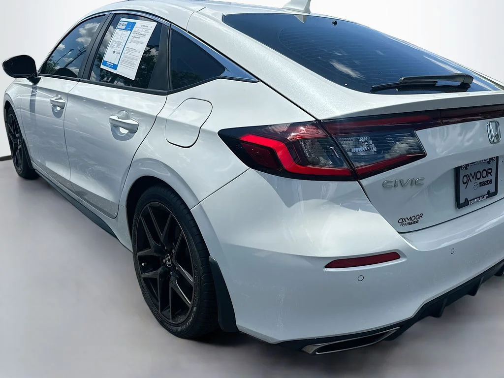 Used 2023 Platinum White Pearl Honda Sport Touring image 5