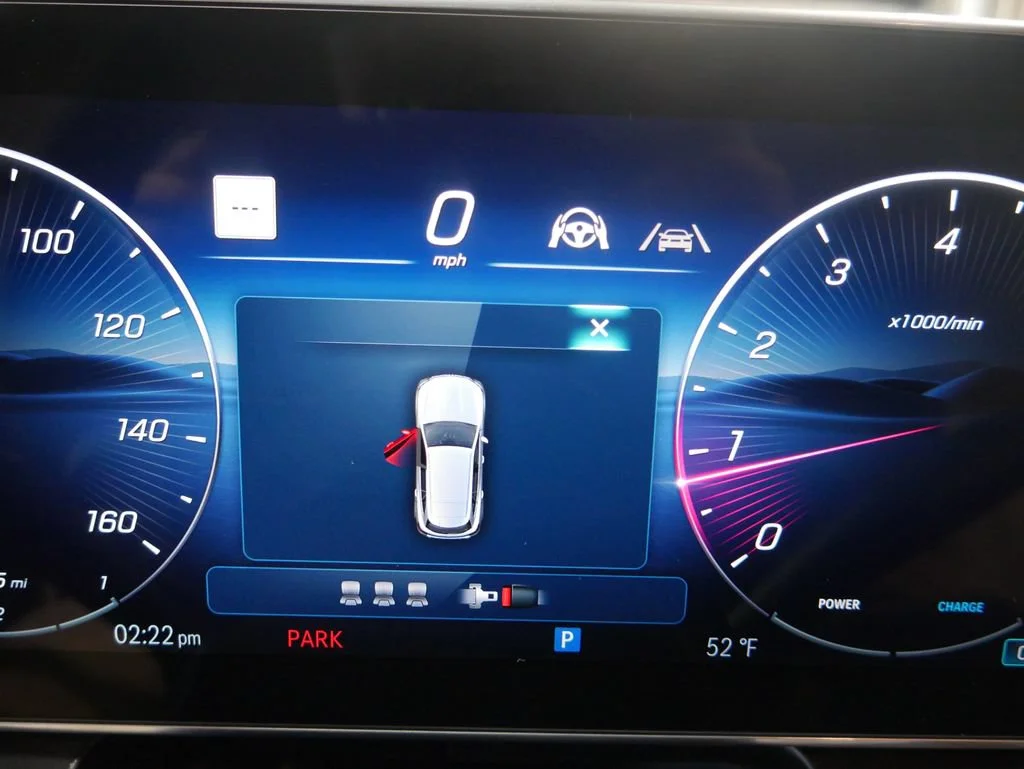 New 2026 Starling Blue Metallic Mercedes-Benz GLC 300 image 44
