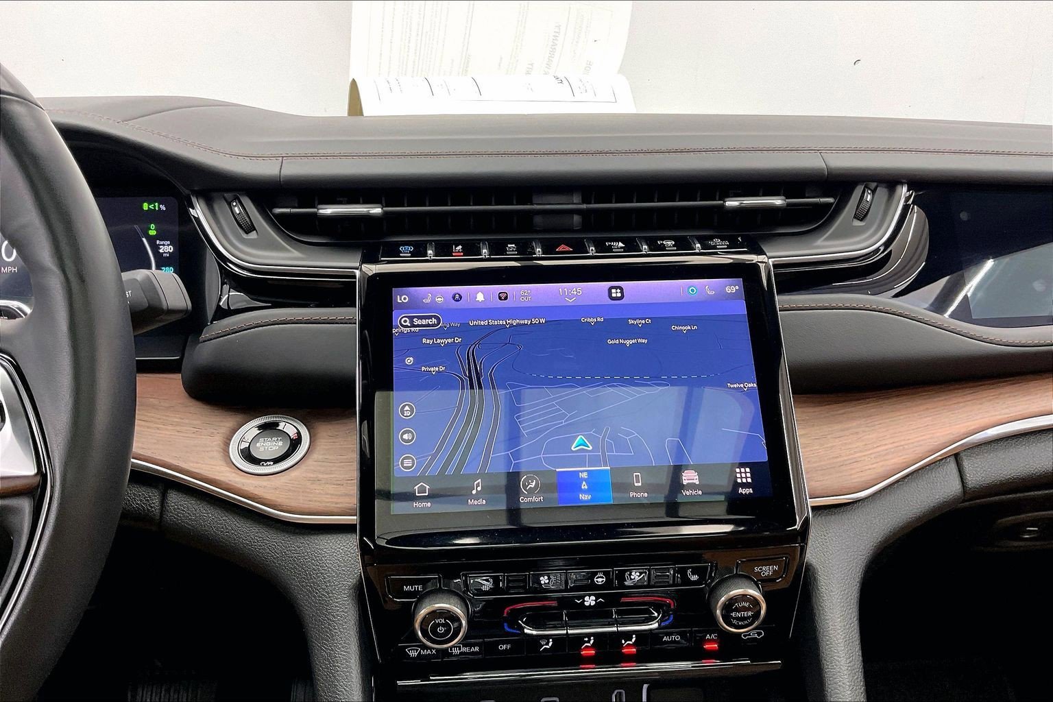 2022 Jeep Grand Cherokee Summit 4xe photo 4