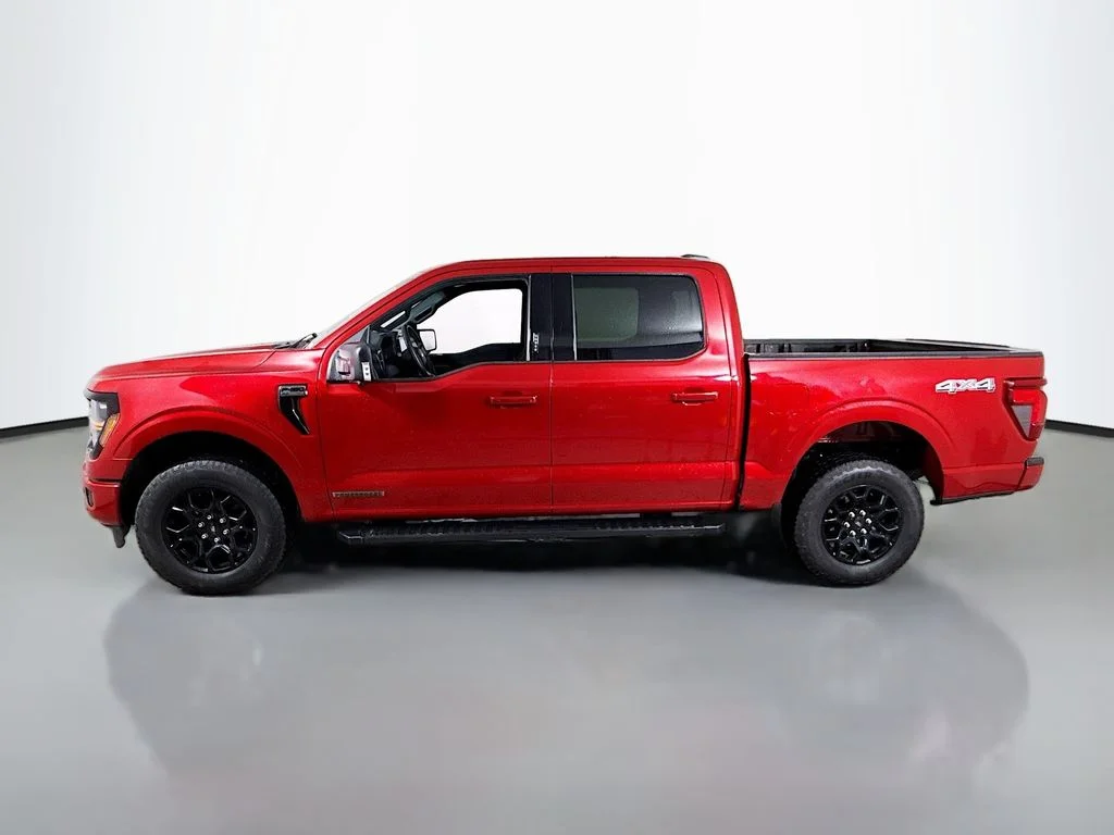 Used 2024 Rapid Red Metallic Tinted Clearcoat Ford XLT image 4