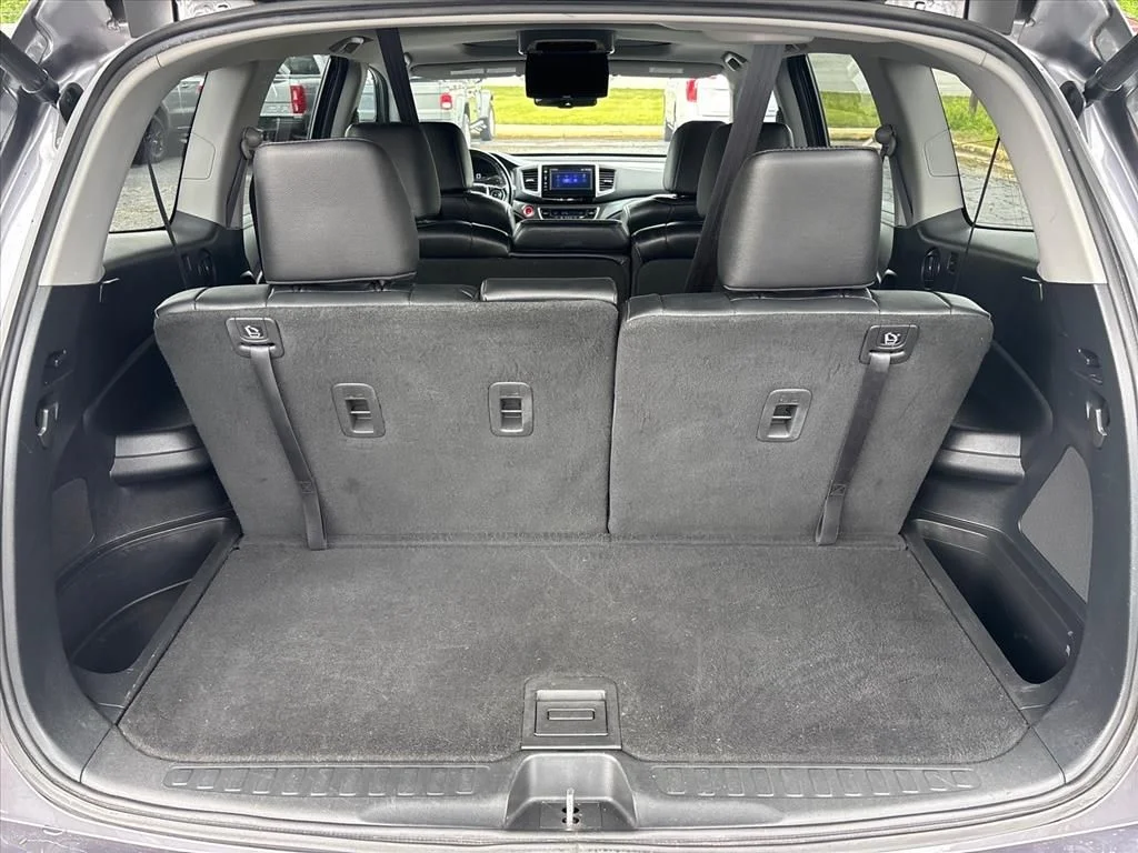 Used 2016  Honda EX-L image 7
