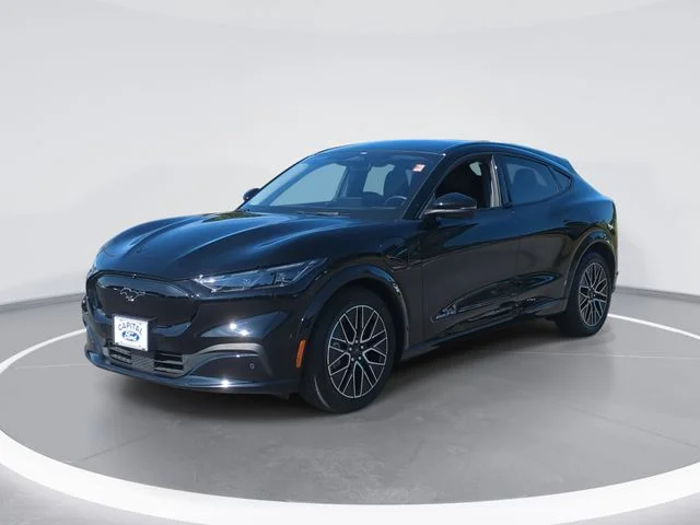 Used 2024 Black Ford Premium image 1