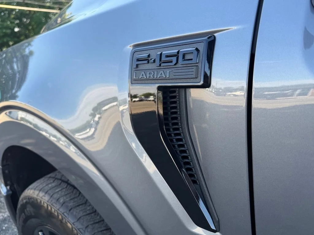 Used 2024 Gray Ford LARIAT image 35