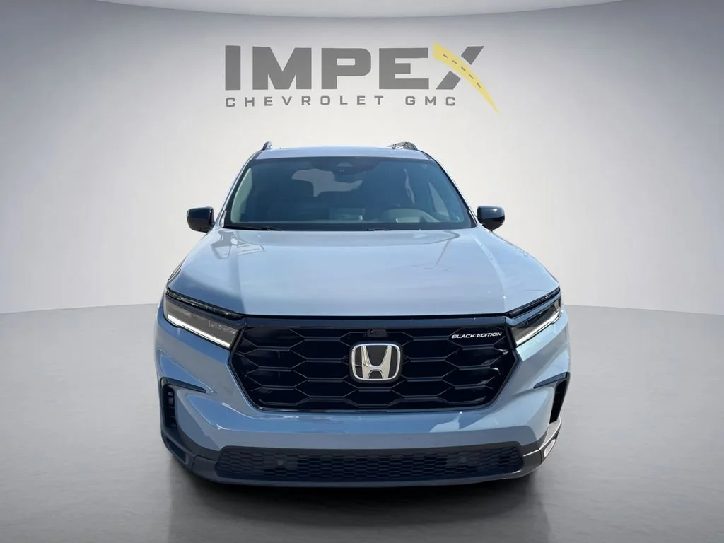 Used 2025  Honda Black Edition image 8