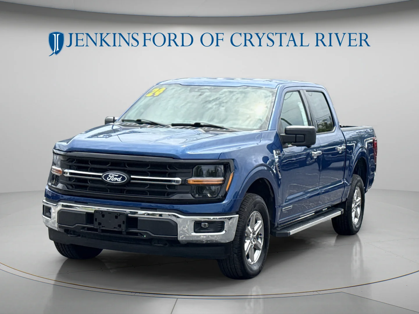 Used 2024 Atlas Blue Metallic Ford XLT image 13