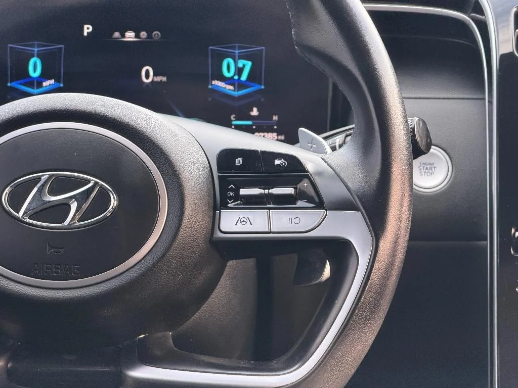 Used 2022 Phantom Black Hyundai SEL Premium image 12