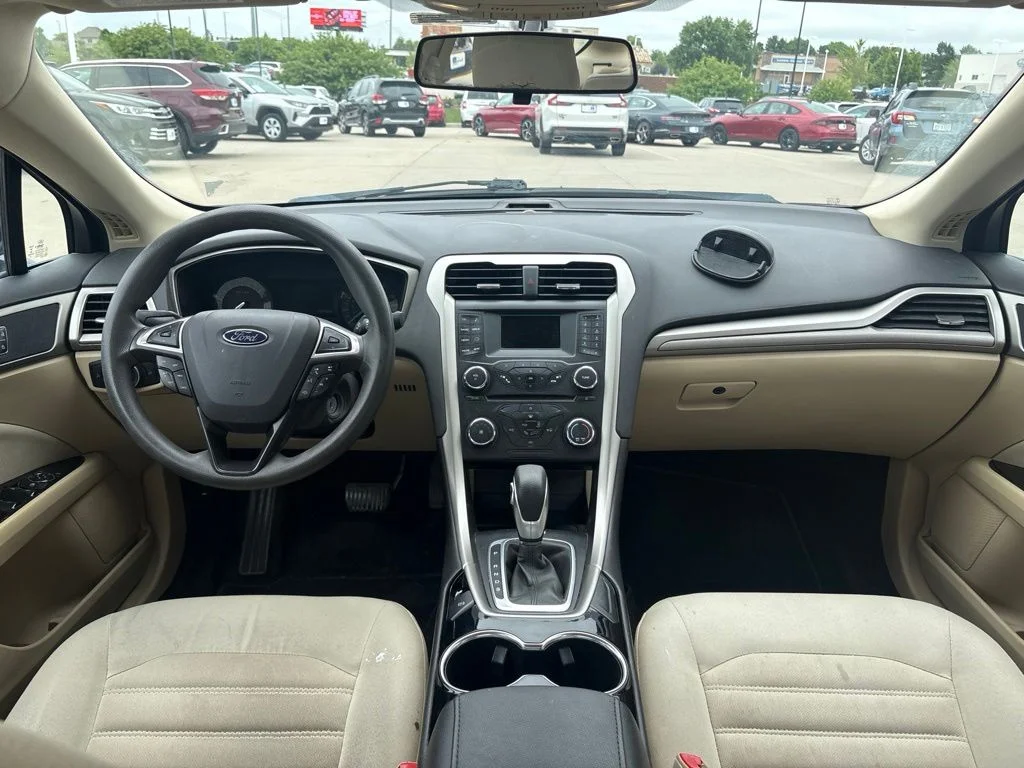 Used 2014 Tuxedo Black Metallic Ford SE image 29