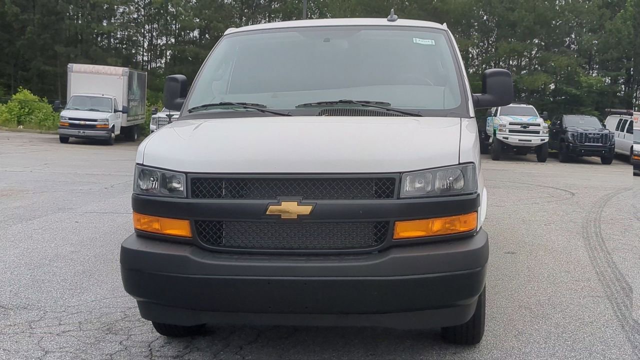 2025 Chevrolet Express Cargo Work Van - Photo 3