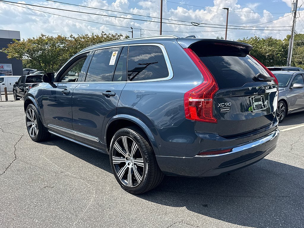 Used 2024 Denim Blue Metallic Volvo Plus Bright Theme image 7