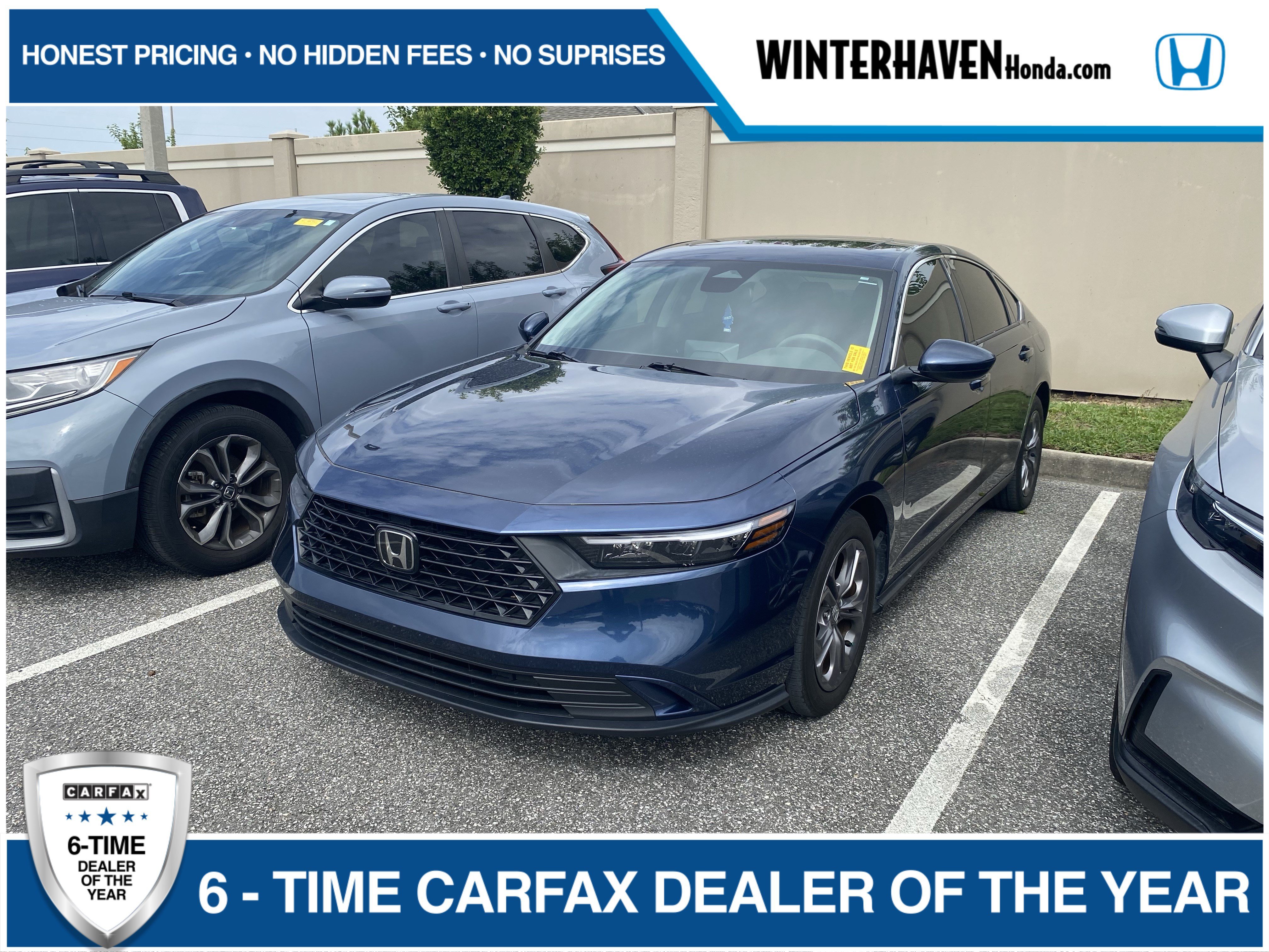 Used 2024 Canyon River Blue Metallic Honda EX image 1