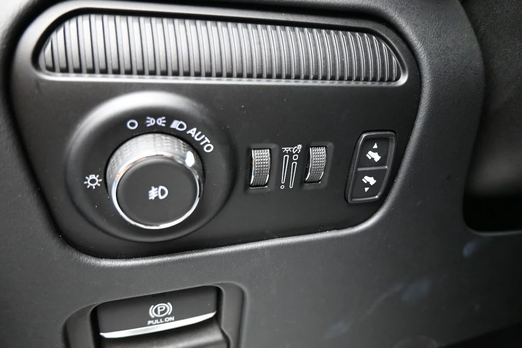 Used 2022 Gray Jeep Series II image 13