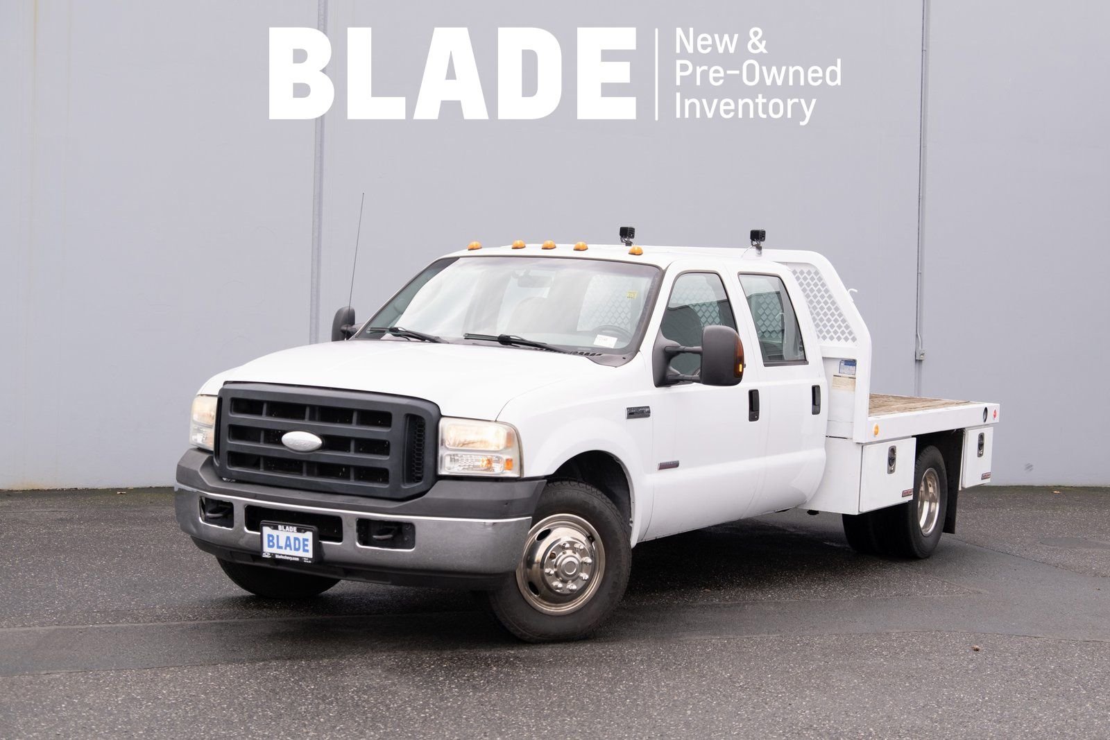 2007 Ford F-350 Super Duty Chassis Cab XL