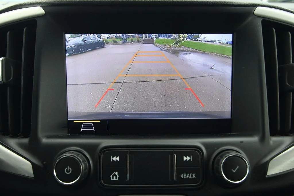 Used 2020 Gray GMC SLT image 11