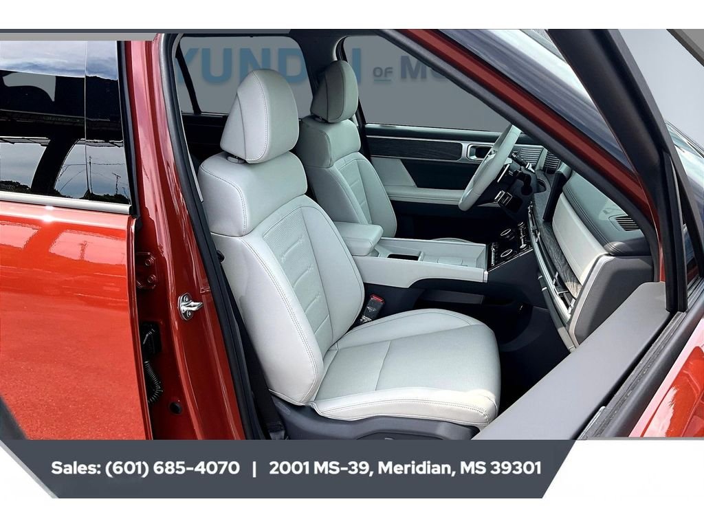 2025 Hyundai Santa Fe Limited - Photo 9
