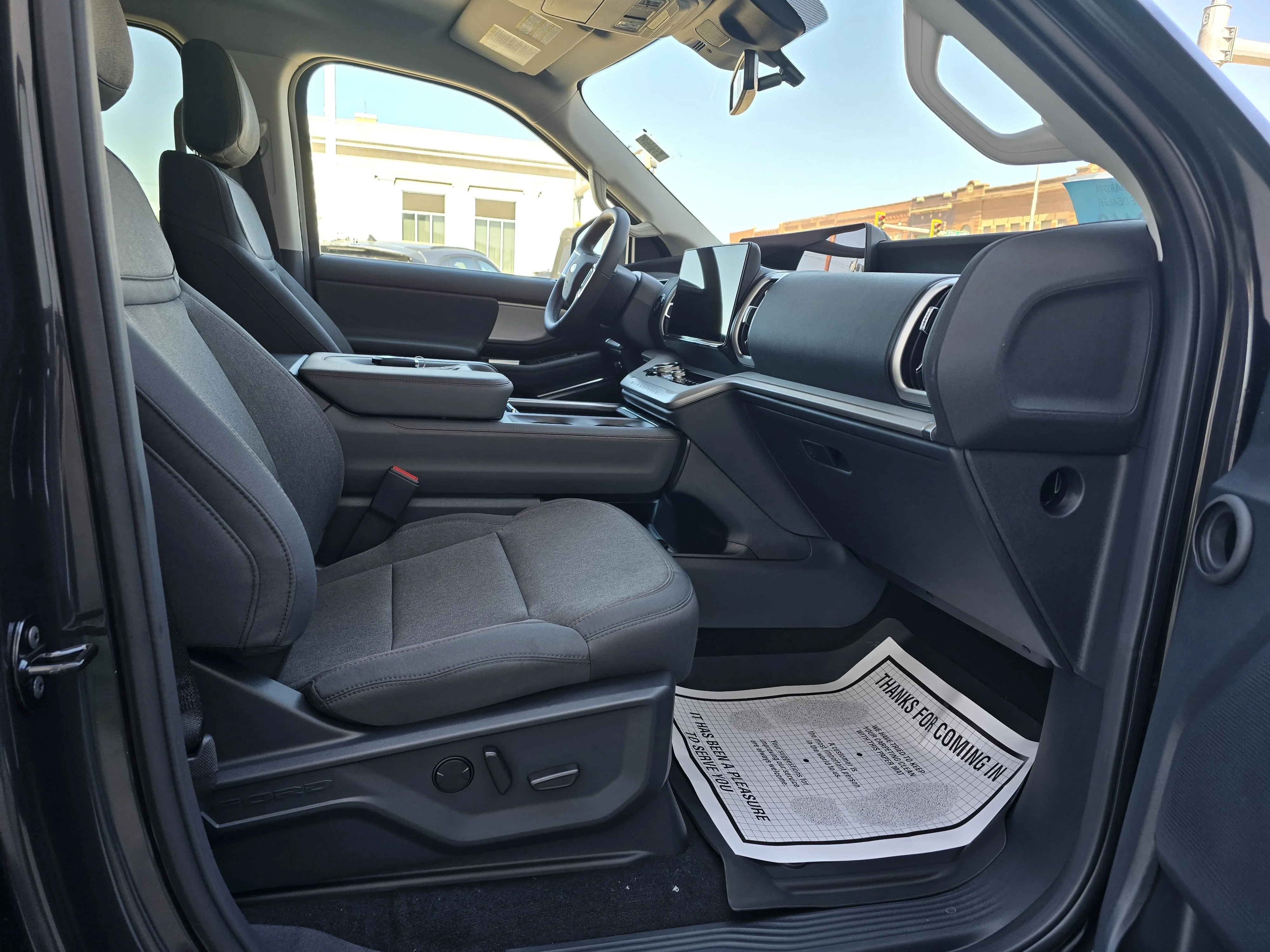 2025 Ford Expedition MAX Active - Photo 12