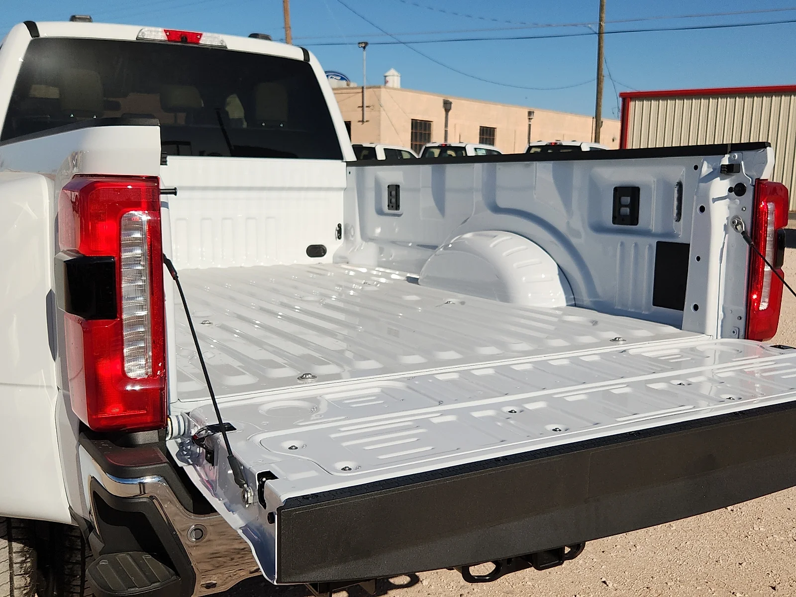 New 2026 Oxford White Ford Lariat image 12