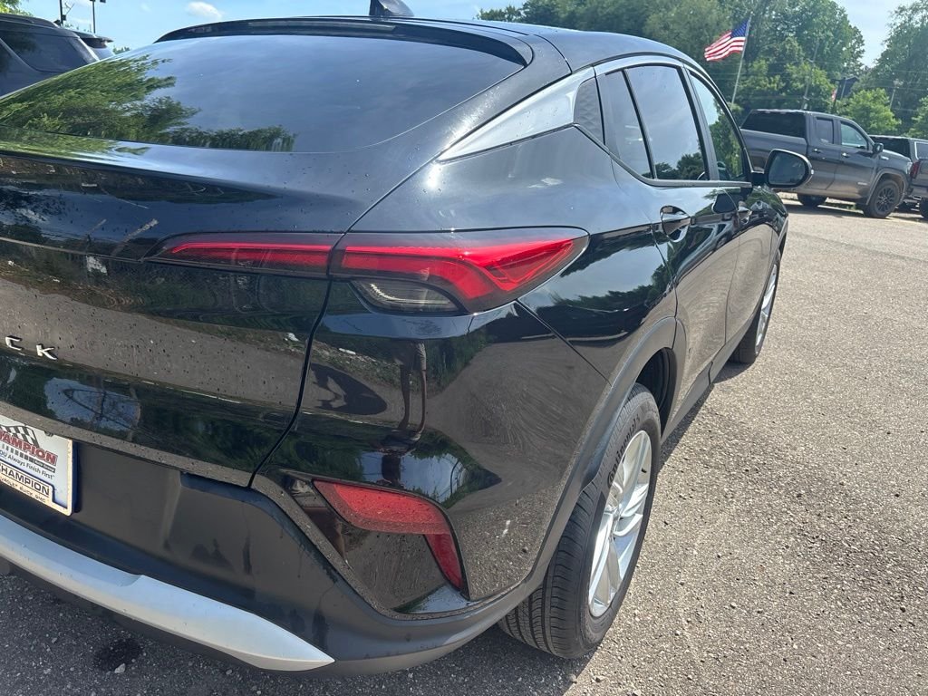 Used 2024 Ebony Twilight Metallic Buick Preferred image 3