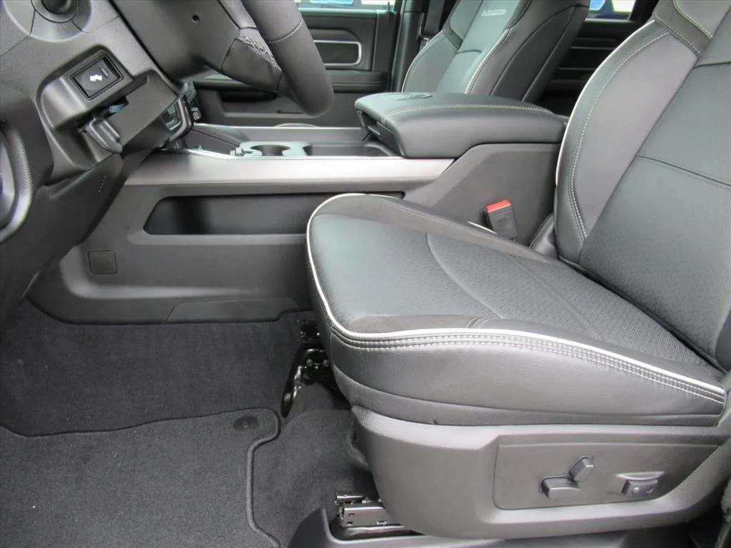 2026 RAM 2500 Laramie - Photo 19